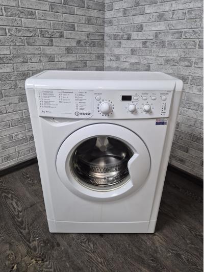 Стиральная машина Indesit IWUD 4085 